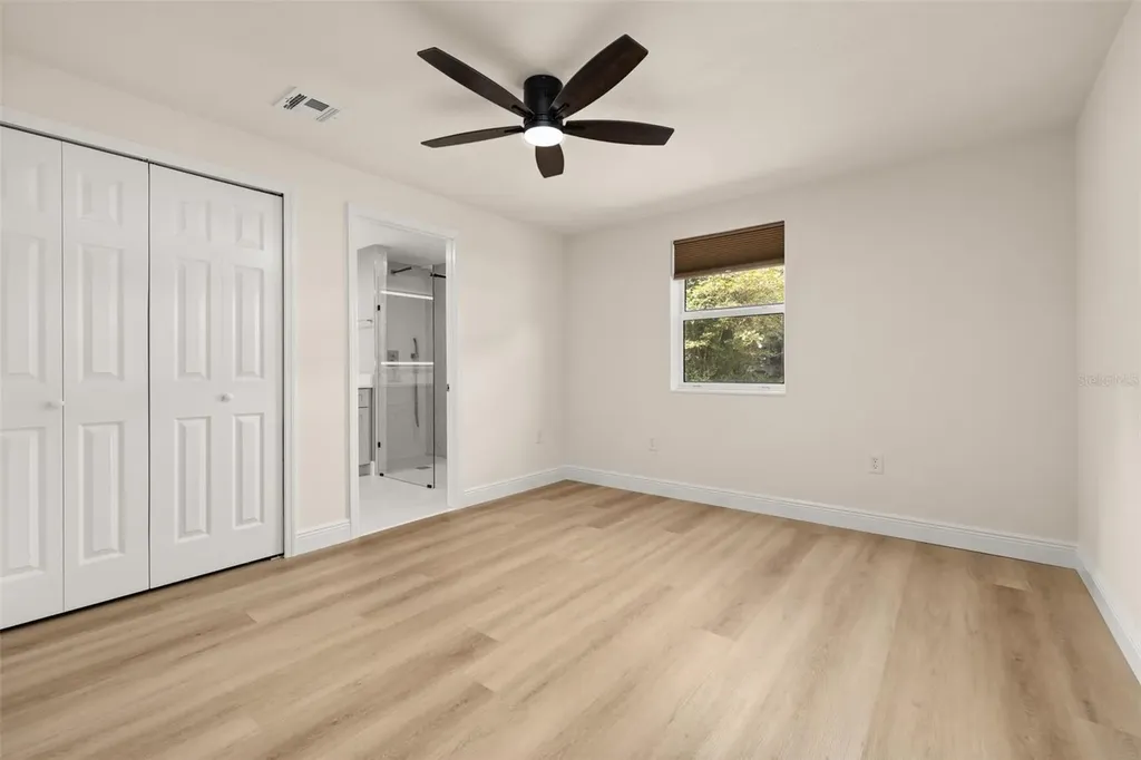 44034 Angus Avenue Paisley FL 32767