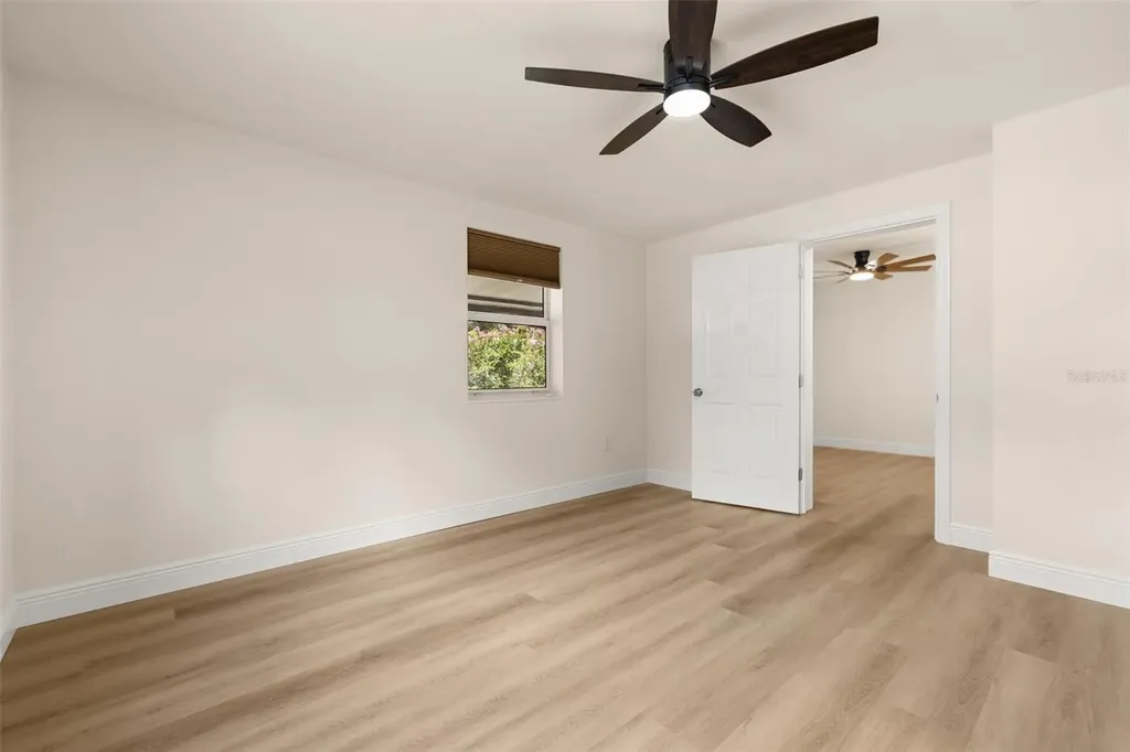 44034 Angus Avenue Paisley FL 32767