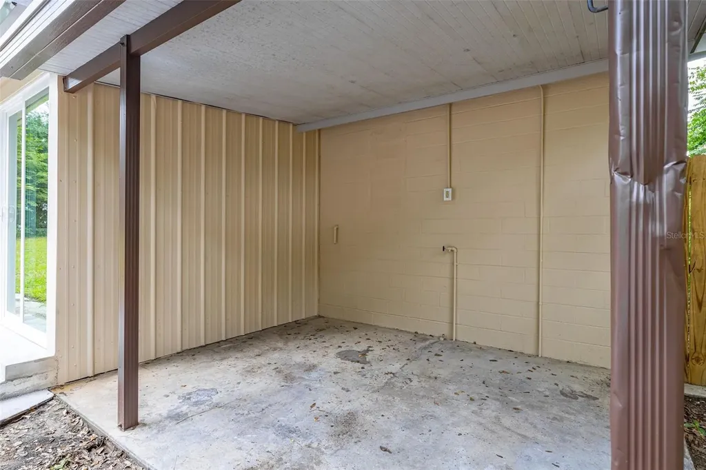 44034 Angus Avenue Paisley FL 32767
