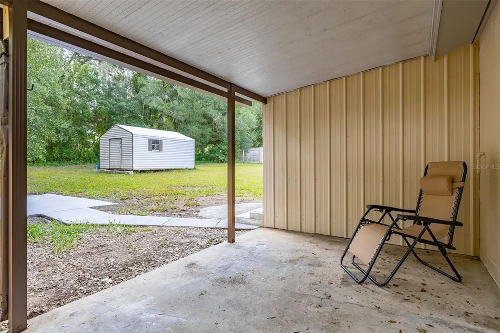 44034 Angus Avenue Paisley FL 32767