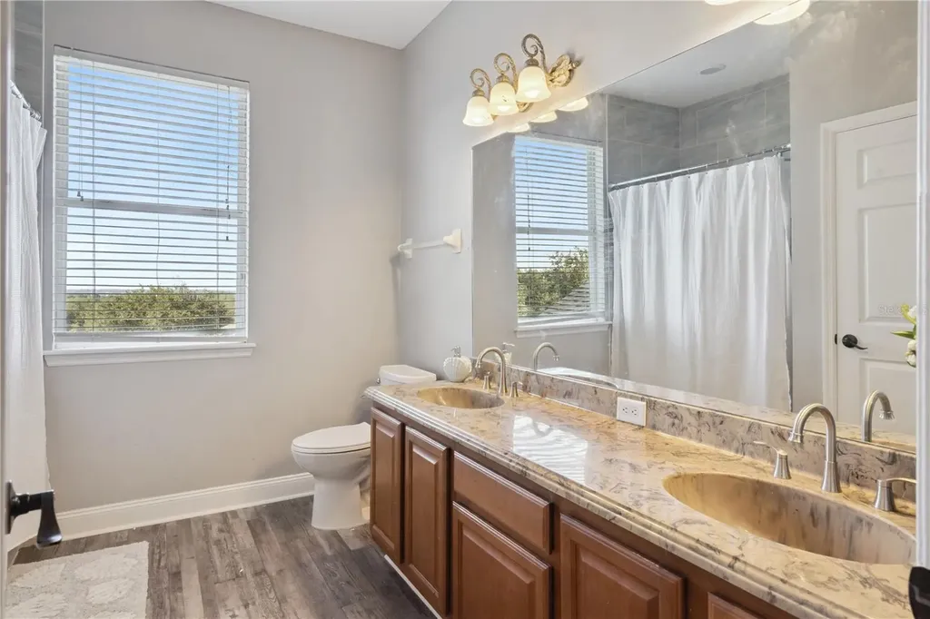 1727 Southern Oak Loop Minneola FL 34715