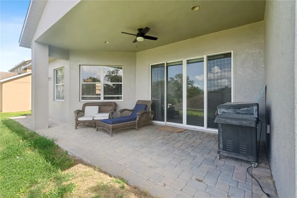 1727 Southern Oak Loop Minneola FL 34715