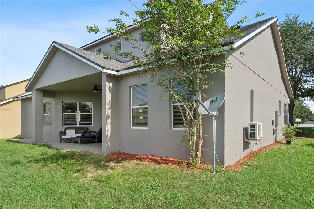 1727 Southern Oak Loop Minneola FL 34715