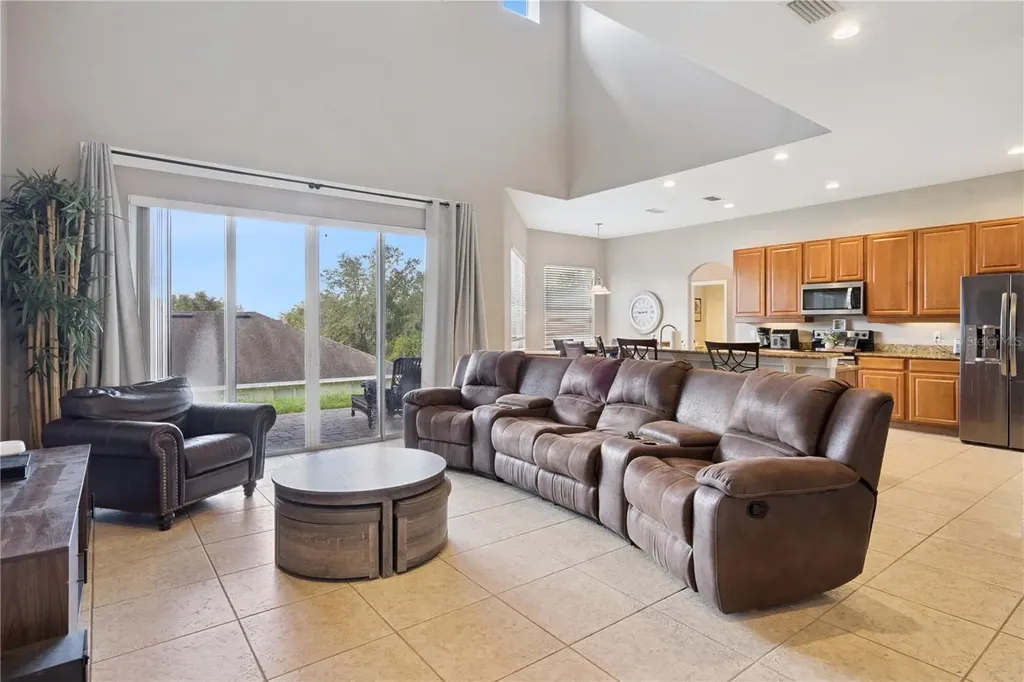 1727 Southern Oak Loop Minneola FL 34715