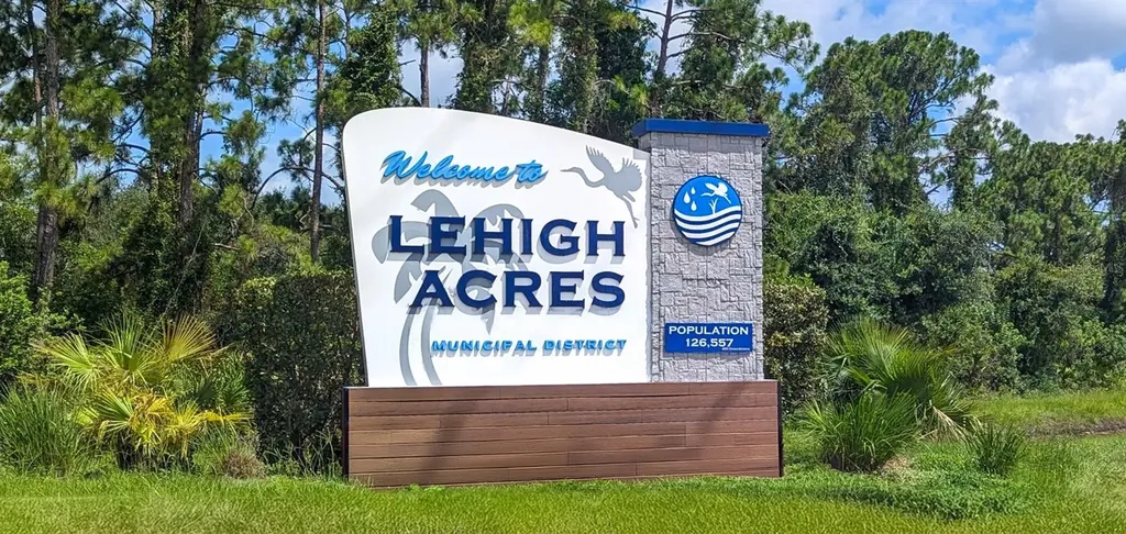 608 Chemstrand Street E Lehigh Acres FL 33974