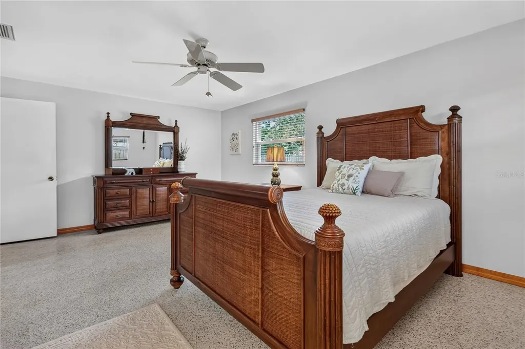 1707 Ridgeway Drive Clearwater FL 33755