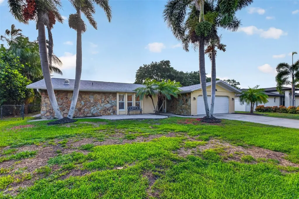 6390 Burning Tree Drive Seminole FL 33777