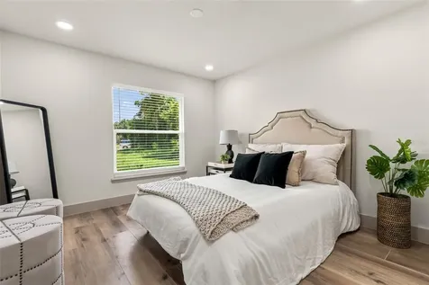 700 W Pinewood Court Lake Mary FL 32746