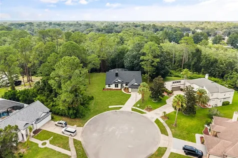700 W Pinewood Court Lake Mary FL 32746