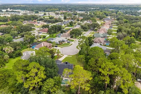 700 W Pinewood Court Lake Mary FL 32746