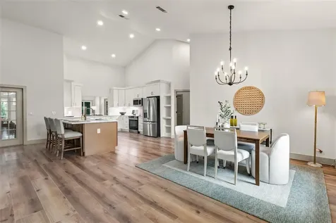 700 W Pinewood Court Lake Mary FL 32746