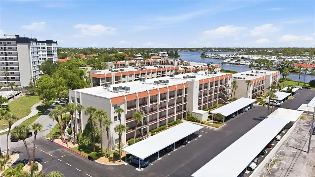 220 Santa Maria Street Venice FL 34285