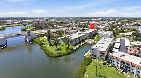 220 Santa Maria Street Venice FL 34285