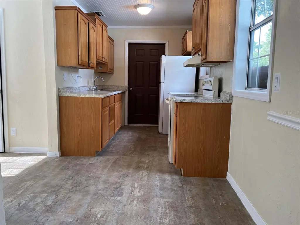 1121 NW 6th Avenue Gainesville FL 32603