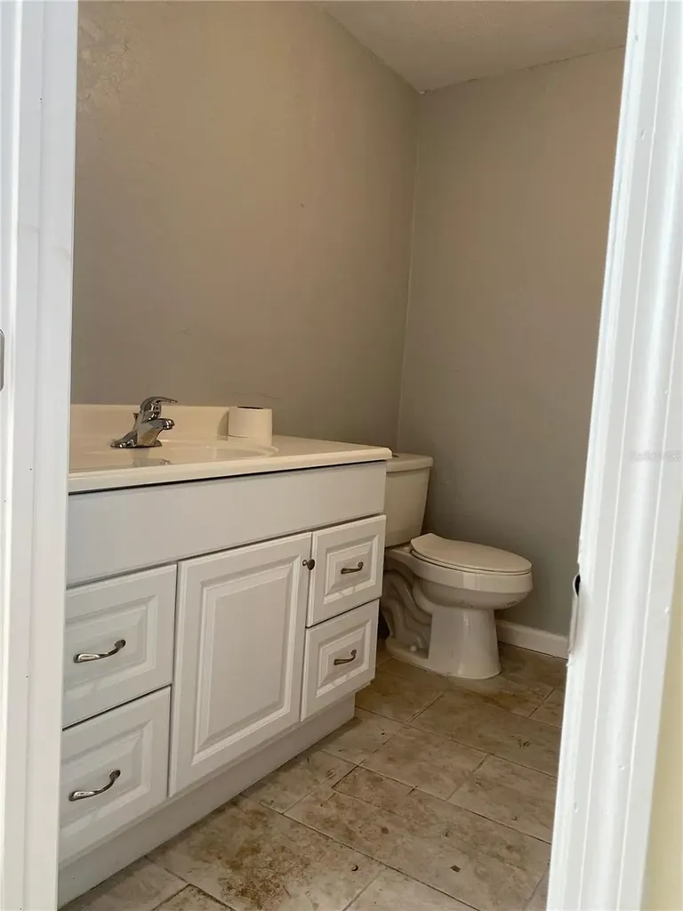 1121 NW 6th Avenue Gainesville FL 32603