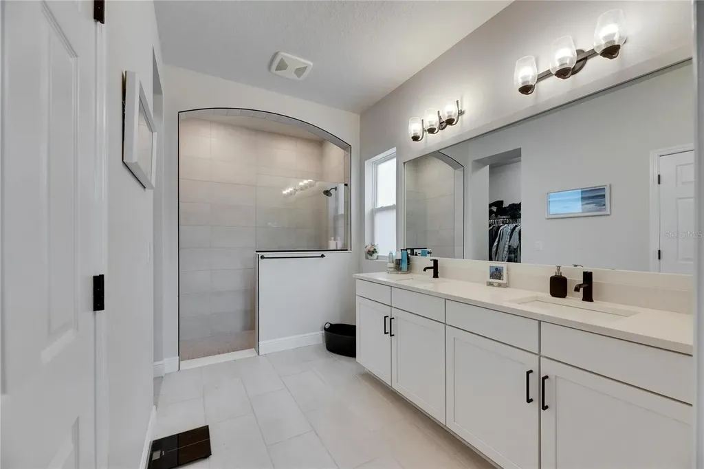 5541 Del Coronado Drive Apollo Beach FL 33572
