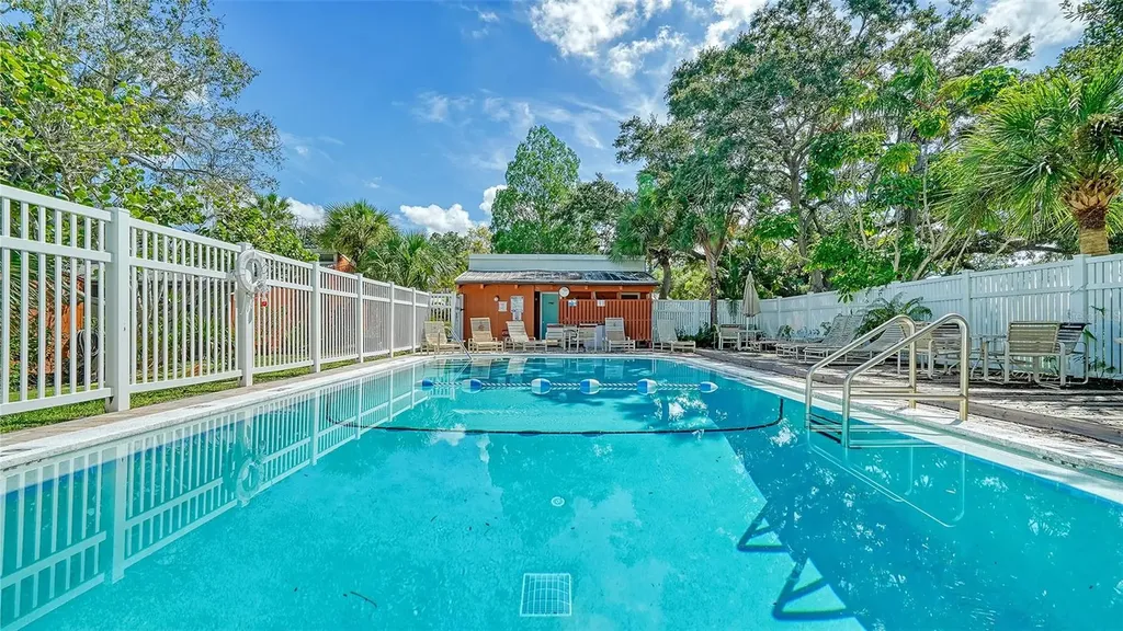500 N Jefferson Avenue Sarasota FL 34237