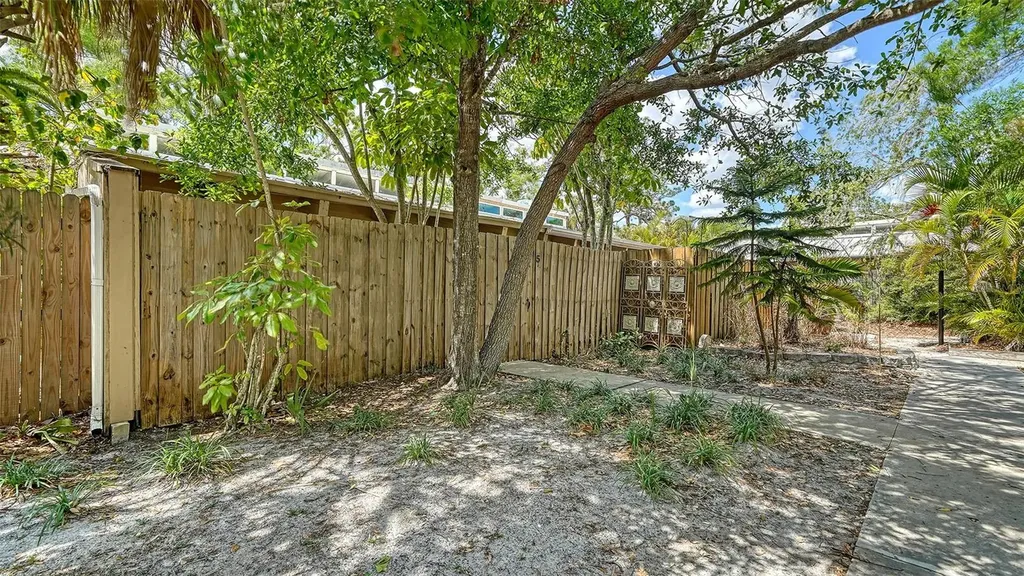 500 N Jefferson Avenue Sarasota FL 34237