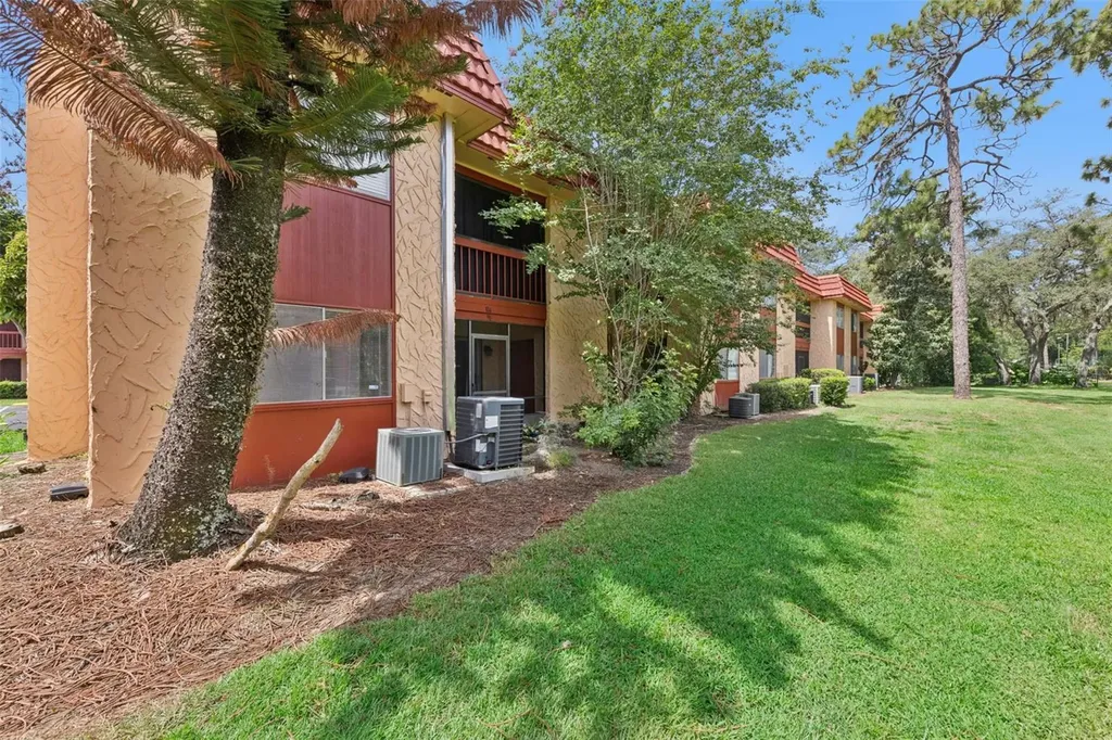 2854 N Powers Drive Orlando FL 32818