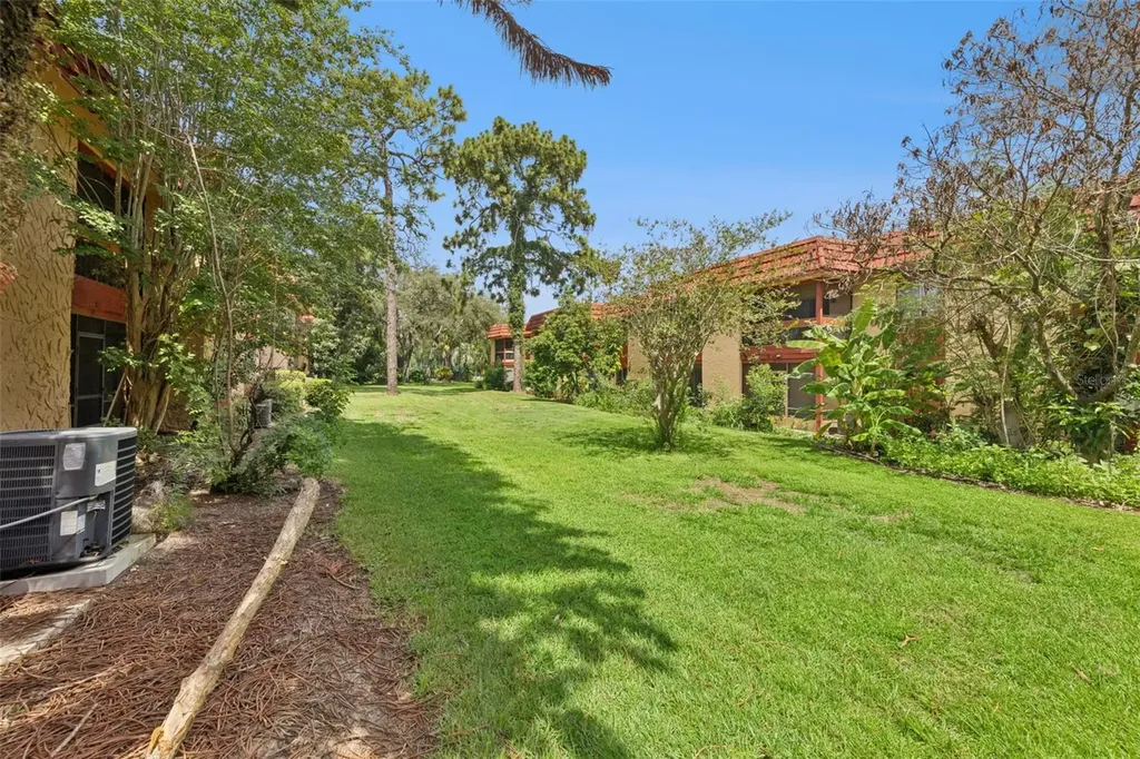 2854 N Powers Drive Orlando FL 32818