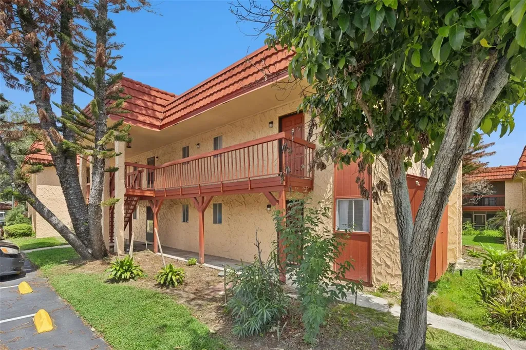 2854 N Powers Drive Orlando FL 32818