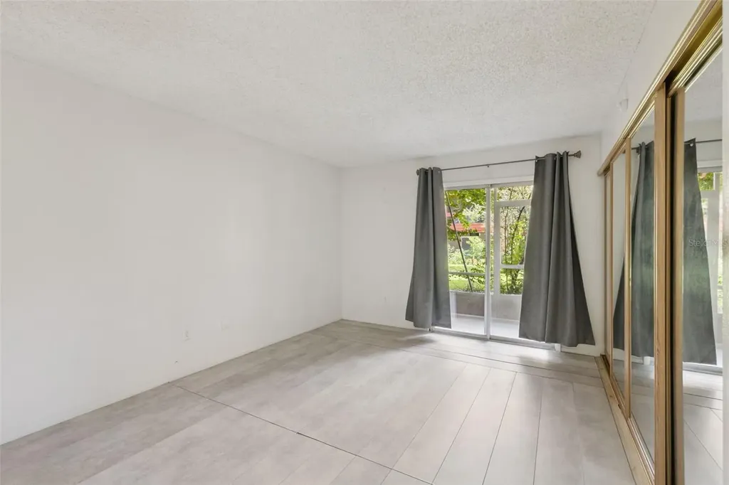 2854 N Powers Drive Orlando FL 32818
