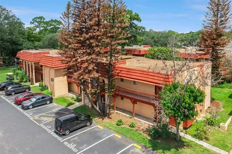 2854 N Powers Drive Orlando FL 32818