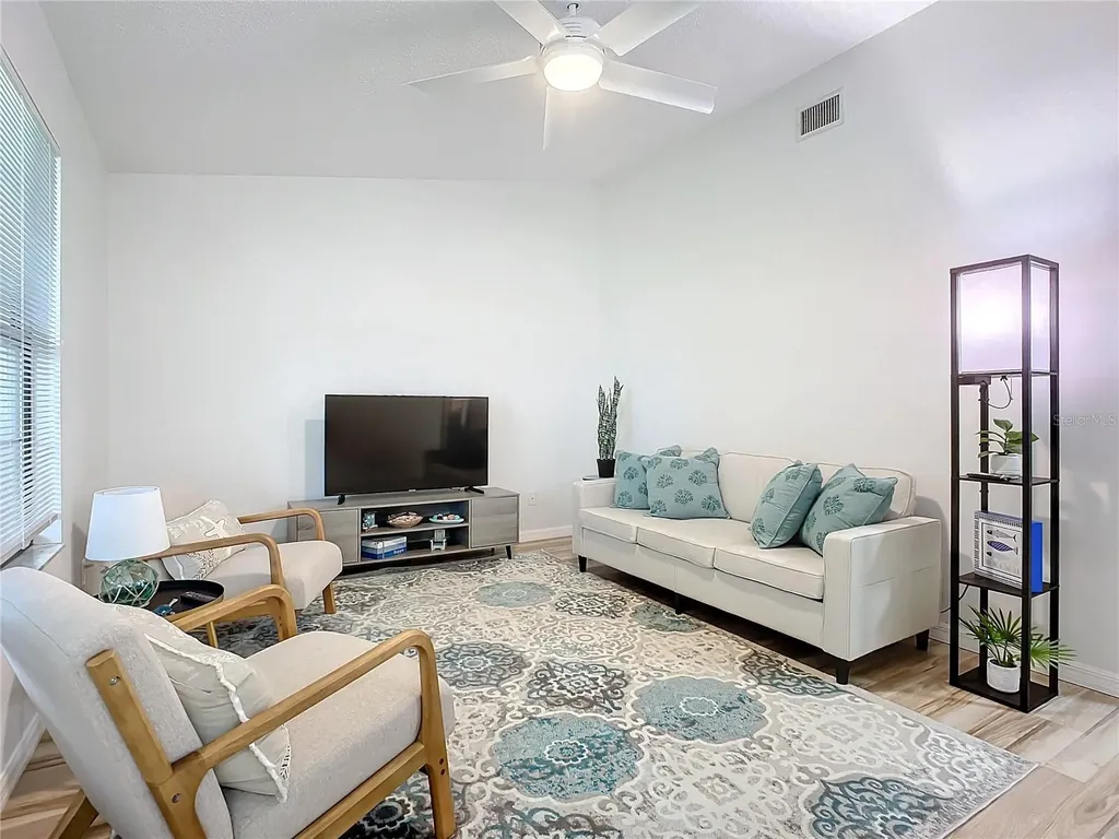 840 Center Avenue Holly Hill FL 32117