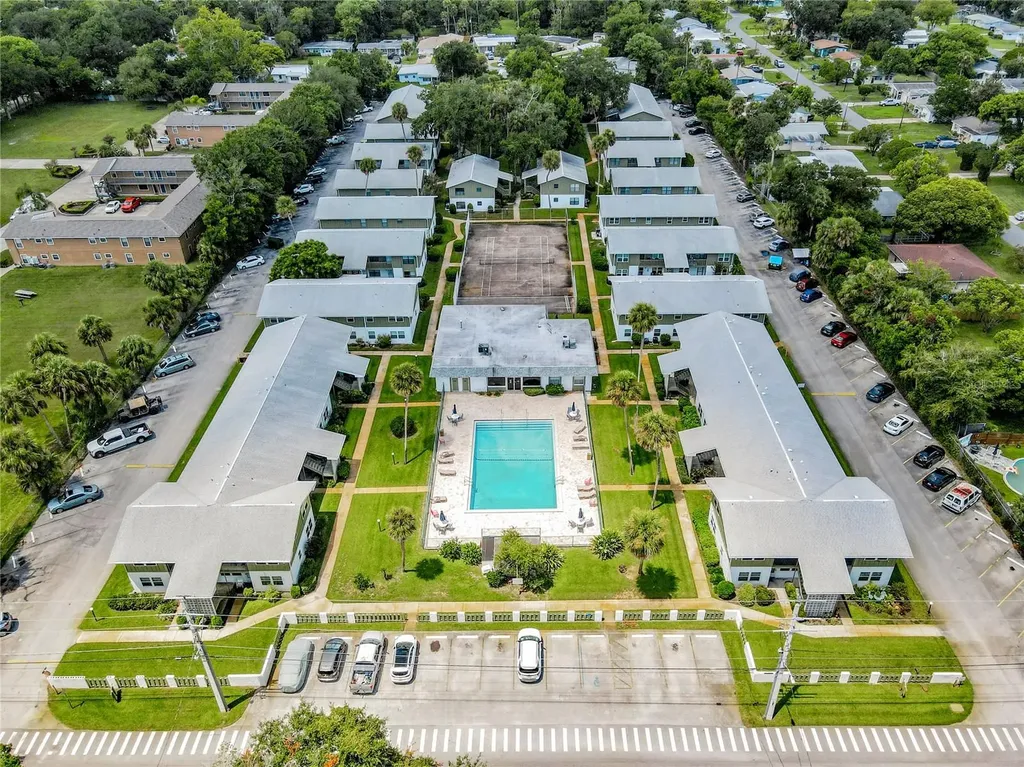 840 Center Avenue Holly Hill FL 32117