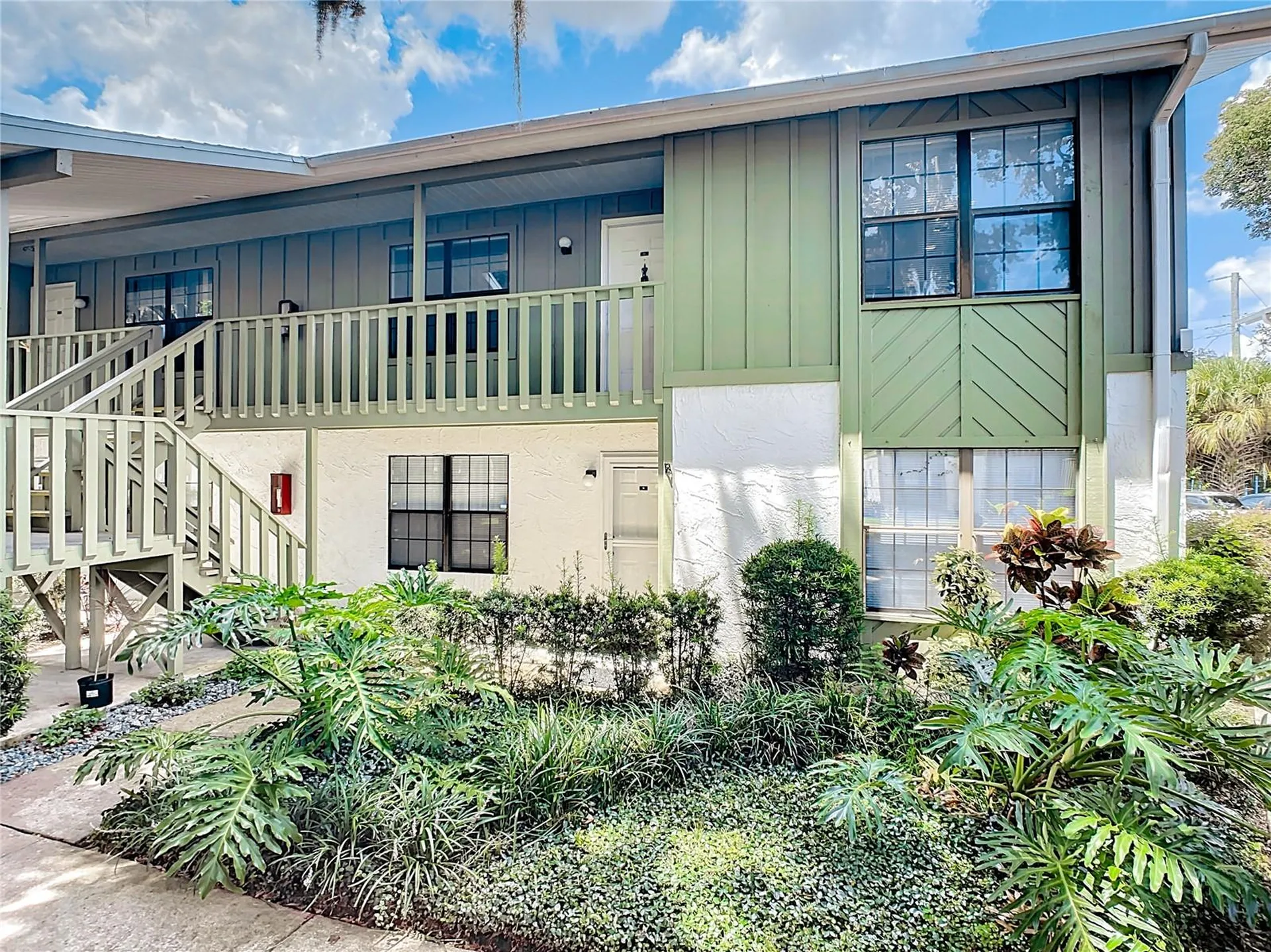 840 Center Avenue Holly Hill FL 32117
