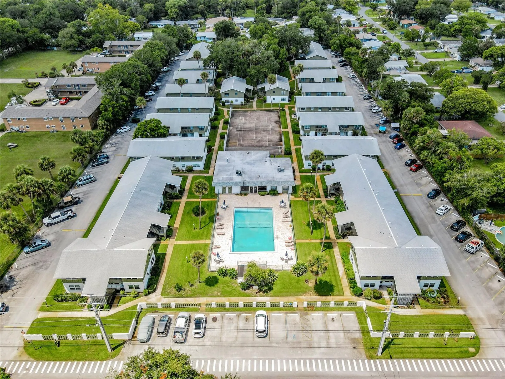 840 Center Avenue Holly Hill FL 32117