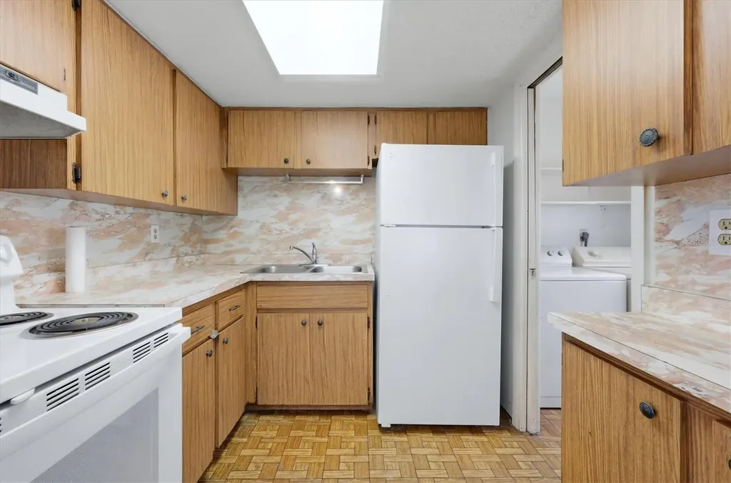 1805 Marbeth Street Sarasota FL 34231