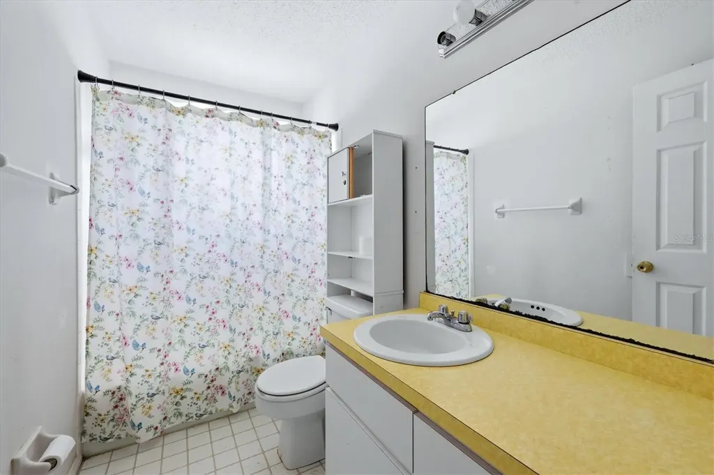 1805 Marbeth Street Sarasota FL 34231