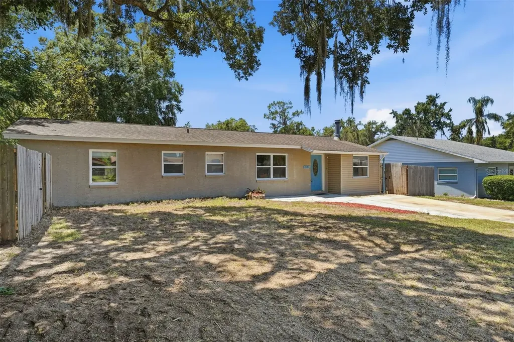 3104 Garden Road Eustis FL 32726