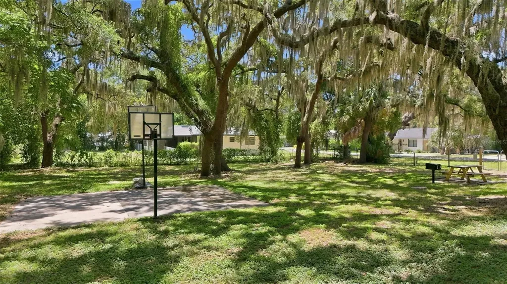 3104 Garden Road Eustis FL 32726