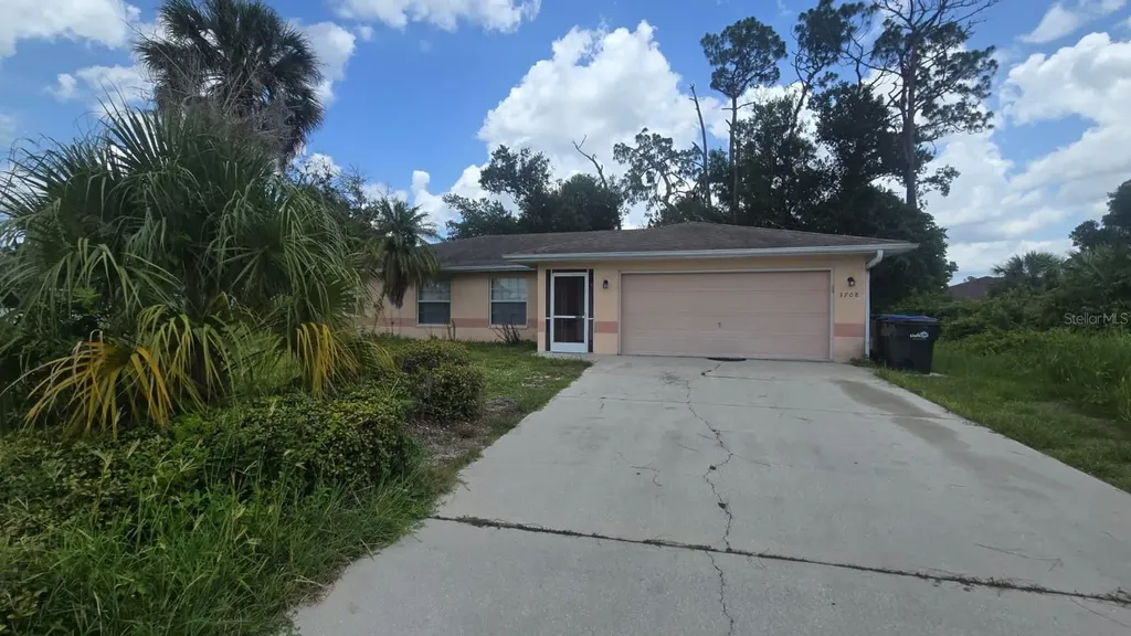 3708 Fontainebleau Street North Port FL 34287