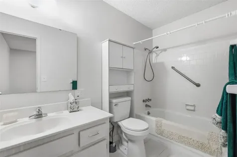 151 N Hill Avenue Deland FL 32724