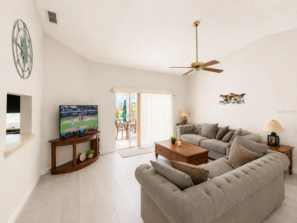 5908 Garden Lakes Majestic Bradenton FL 34203