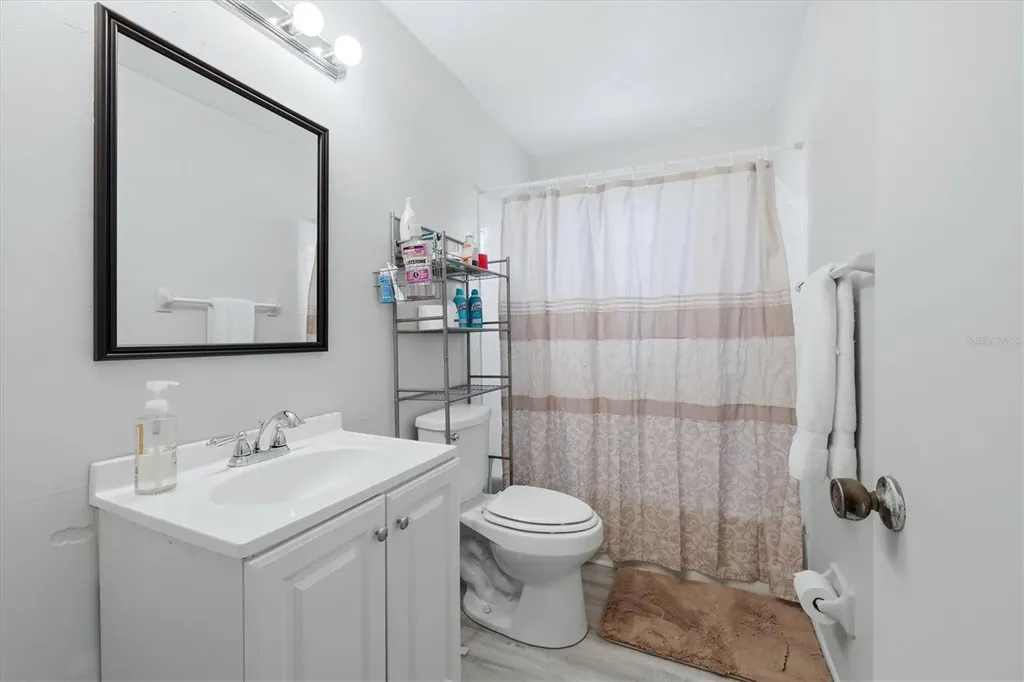 1805 Marbeth Street Sarasota FL 34231