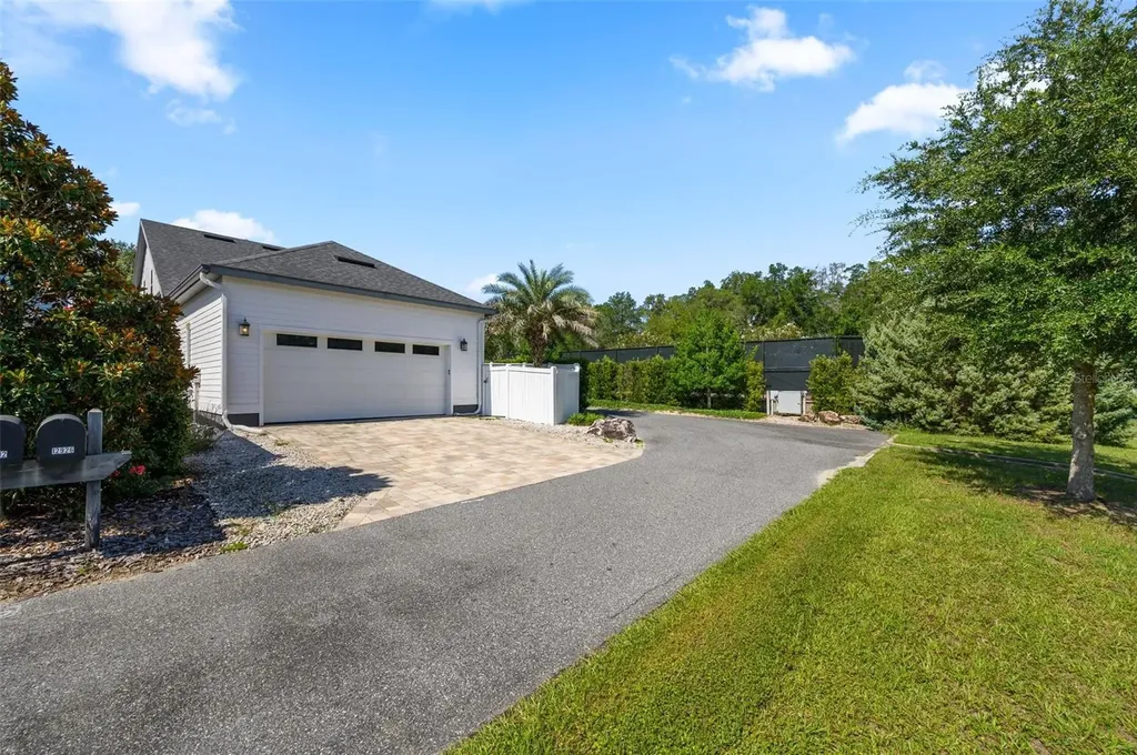 12926 SW 7th Avenue Newberry FL 32669