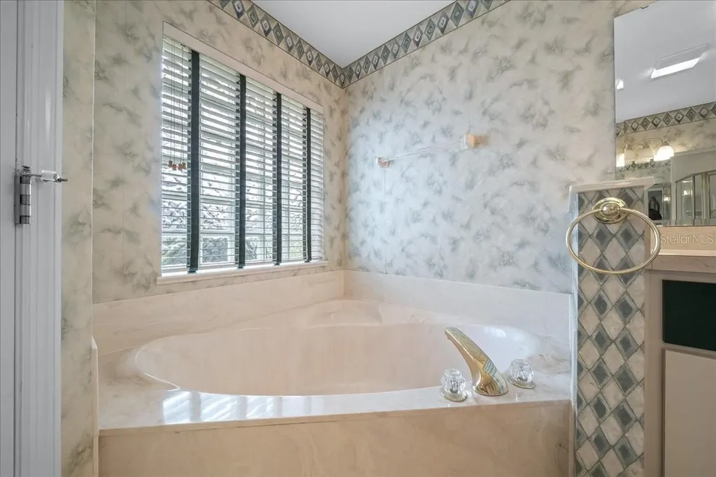 4853 NW 32nd Street Ocala FL 34482