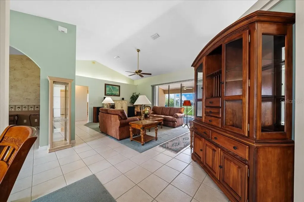 4853 NW 32nd Street Ocala FL 34482