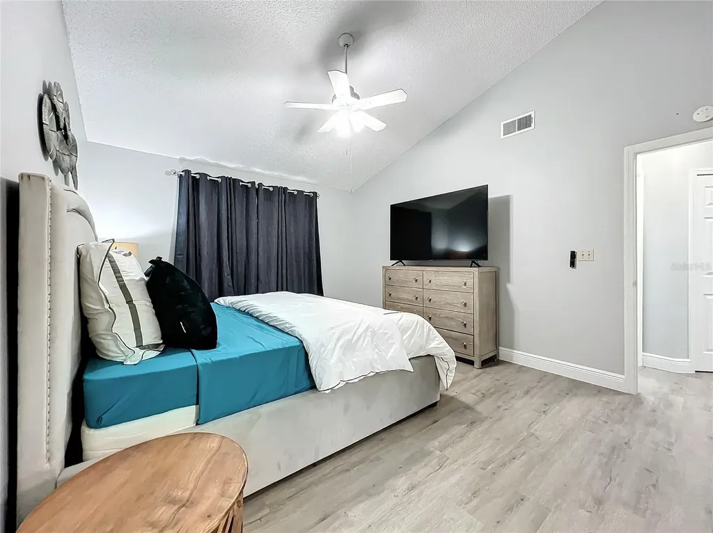 2731 N Poinciana Boulevard Kissimmee FL 34746