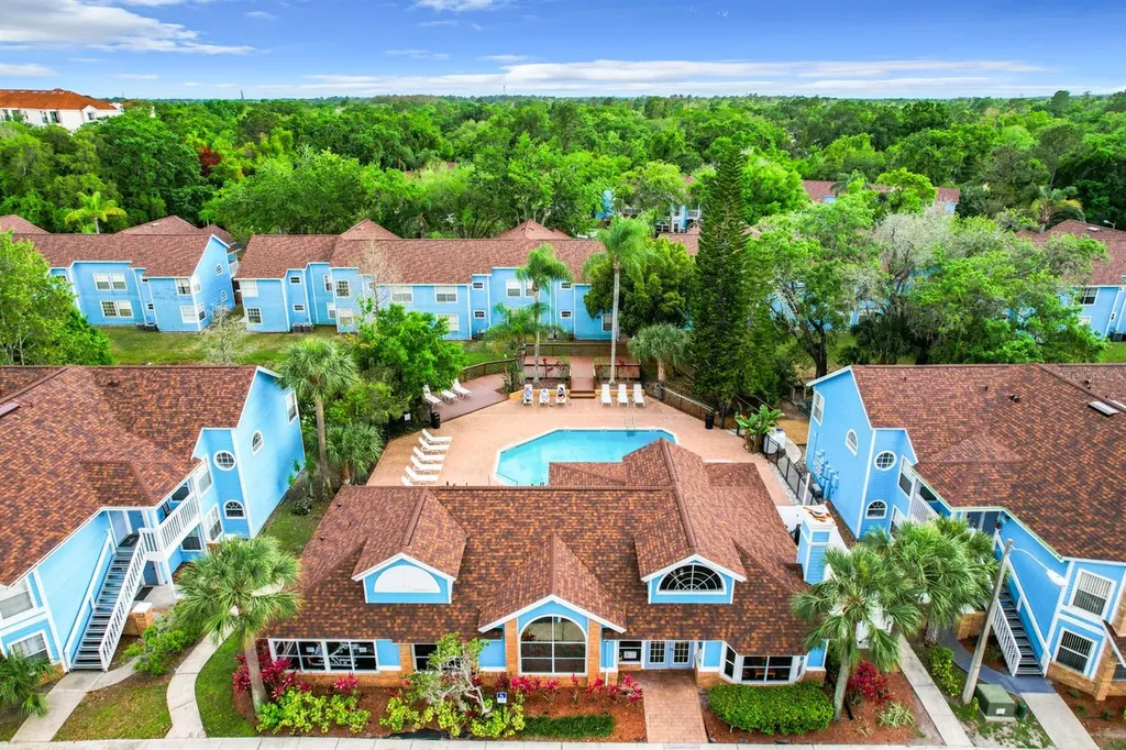 2731 N Poinciana Boulevard Kissimmee FL 34746