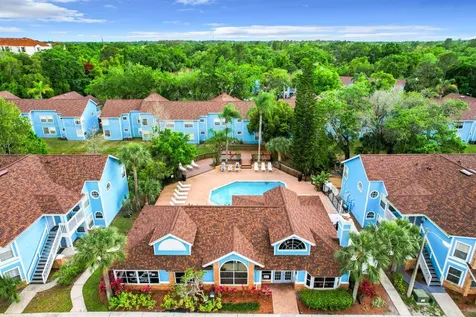 2731 N Poinciana Boulevard Kissimmee FL 34746