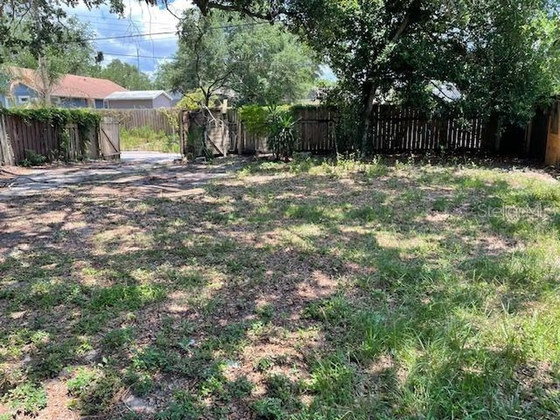 221 W Emily Street Tampa FL 33603