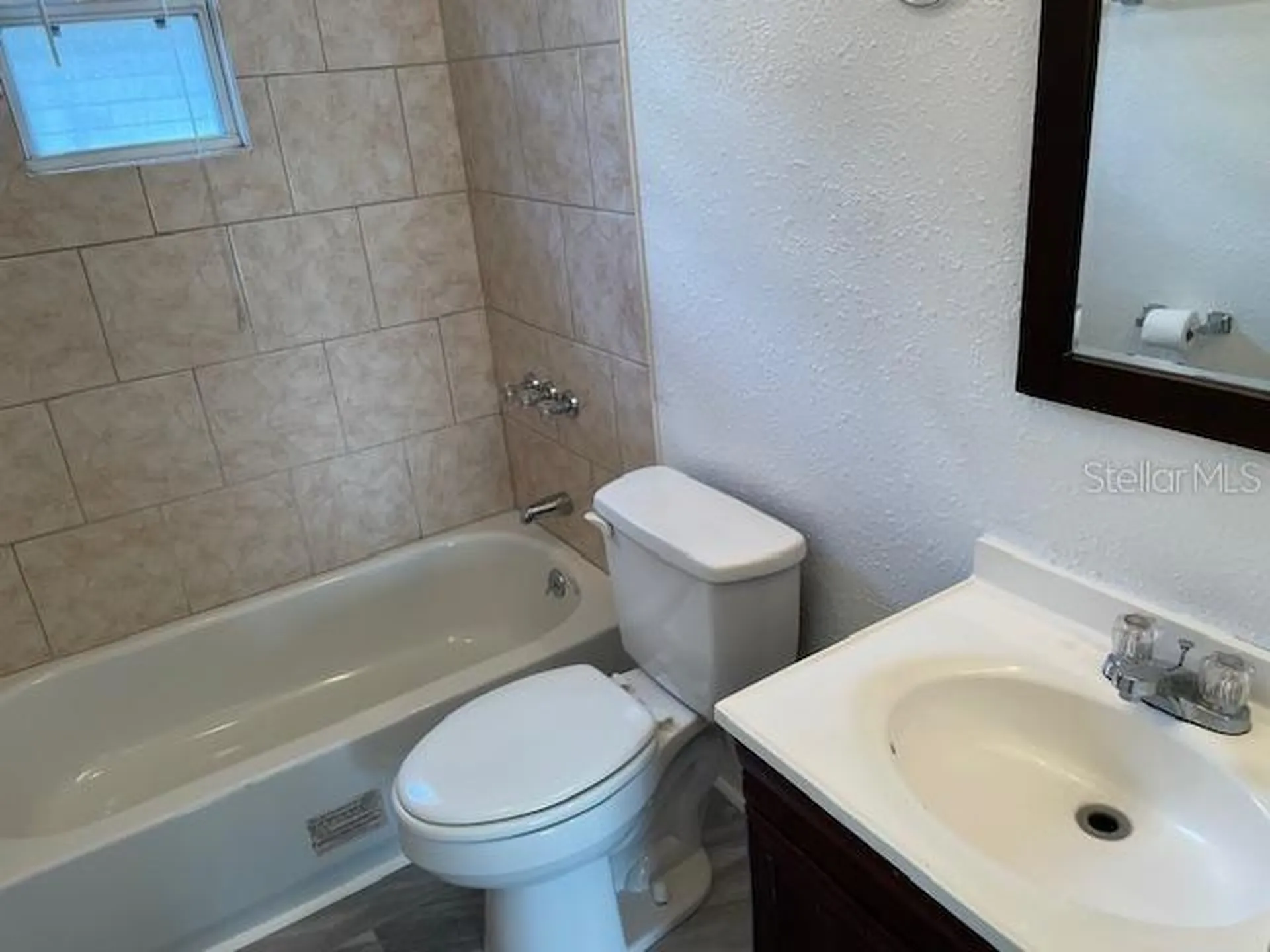 221 W Emily Street Tampa FL 33603