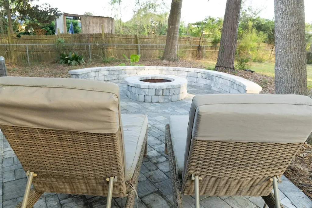 8221 SW 13th Road Gainesville FL 32607