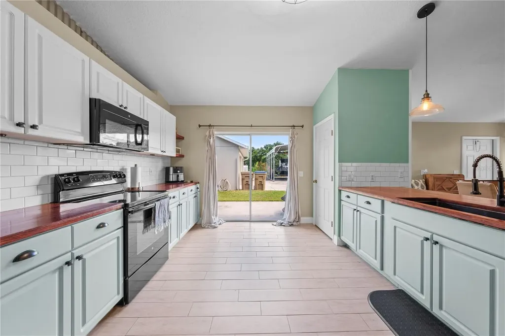 4865 Meadow Drive St Cloud FL 34772