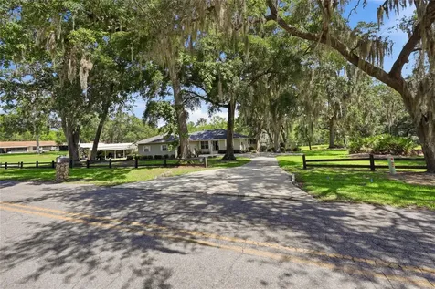 561 SE 28th Street Melrose FL 32666